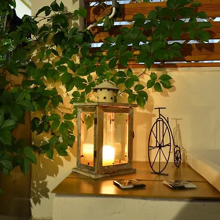Little House * Hanioti